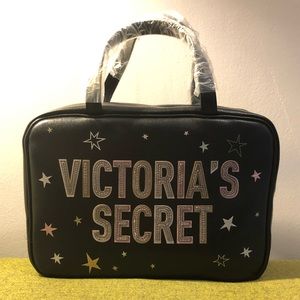 ✨VS Jetsetter & 2 Bath Bombs✨